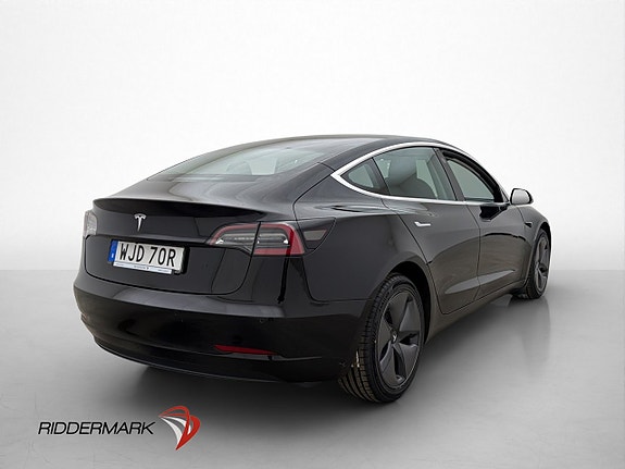 Tesla Model 3 6 of 30
