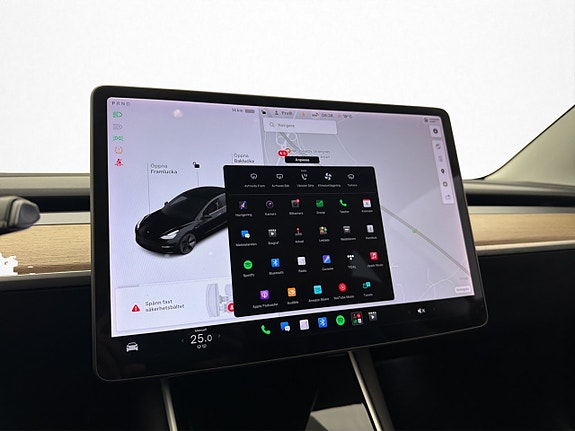 Tesla Model 3 22 of 30