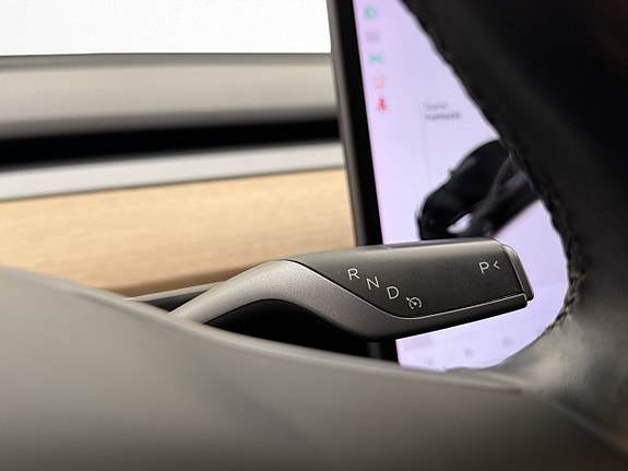 Tesla Model 3 16 of 30