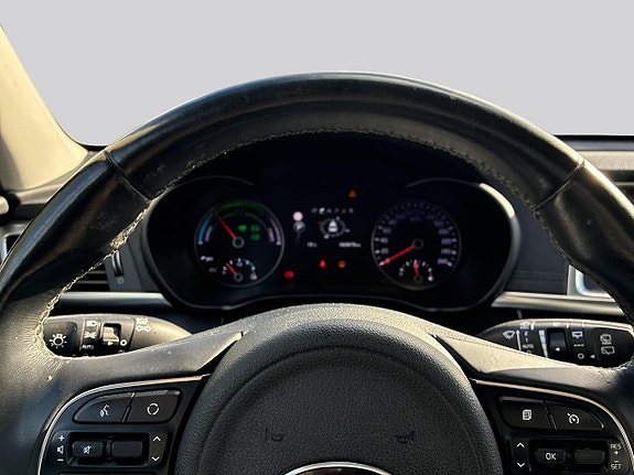 Kia Optima 10 of 17