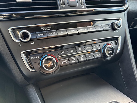 Kia Optima 13 of 17