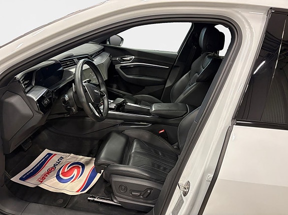 Audi e-tron Sportback 9 of 16