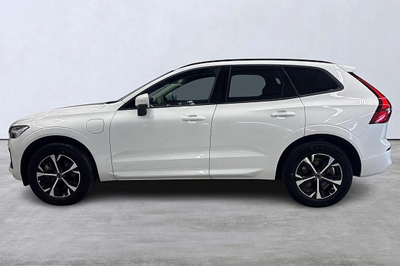 Volvo XC60 2 of 22