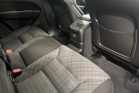 Volvo XC60 11 of 22