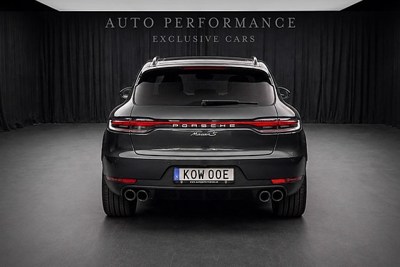 Porsche Macan S 5 of 9