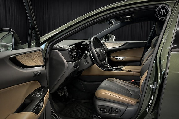 Lexus NX450h 6 of 11