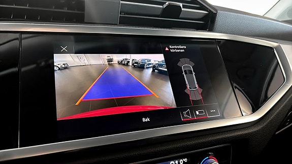 Audi Q3 28 of 29