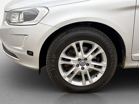 Volvo XC60 26 of 30