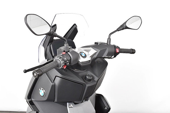 BMW C 400 X ABS Nyservad 6 of 18