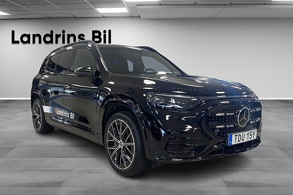 Mercedes-Benz GLB250+ 3 of 19