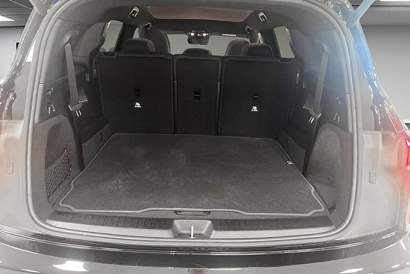 Mercedes-Benz GLB250+ 15 of 19