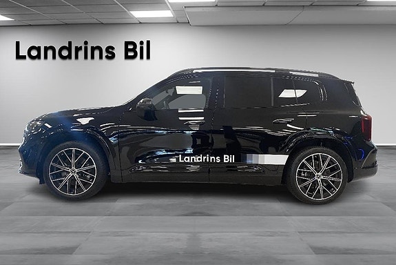 Mercedes-Benz GLB250+ 4 of 19