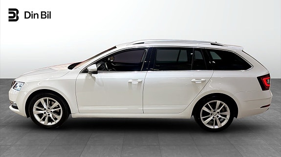 Skoda Octavia 2 of 13