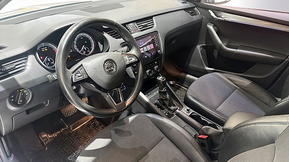 Skoda Octavia 7 of 13