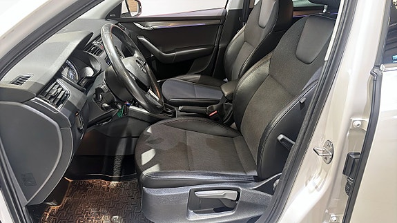 Skoda Octavia 8 of 13