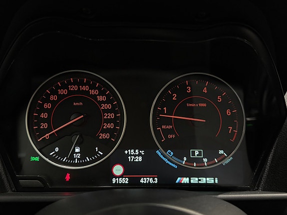 BMW M235i 11 of 22