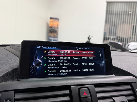 BMW M235i 14 of 22