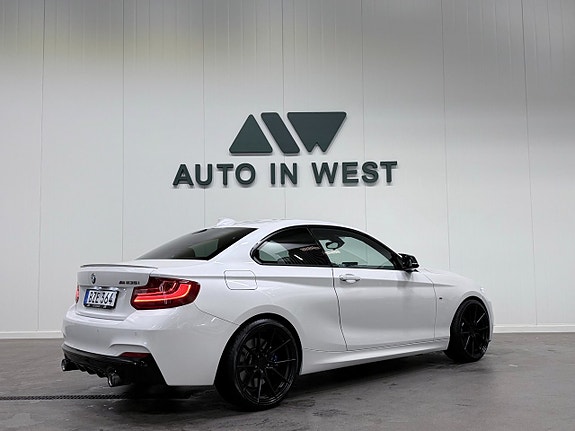 BMW M235i 19 of 22
