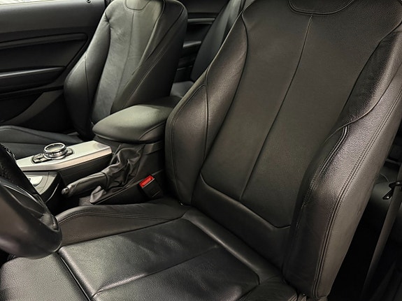BMW M235i 8 of 22