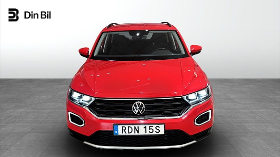 Volkswagen T-Roc 4 of 13