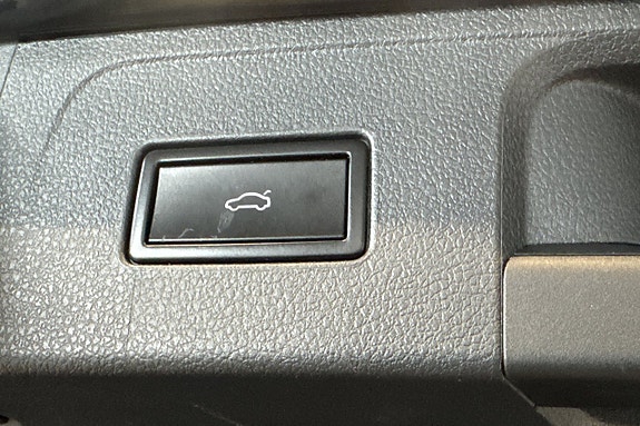 Volkswagen Passat 22 of 22