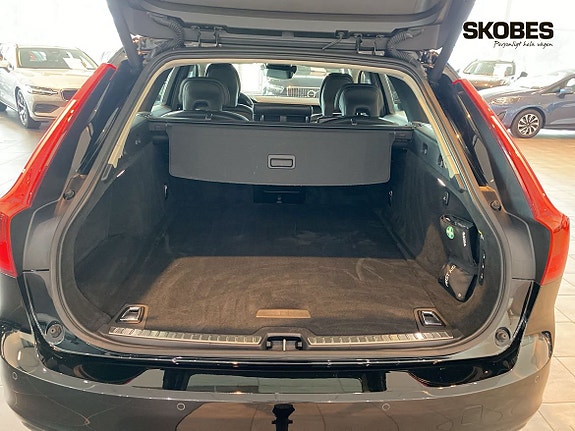 Volvo V90 16 of 29