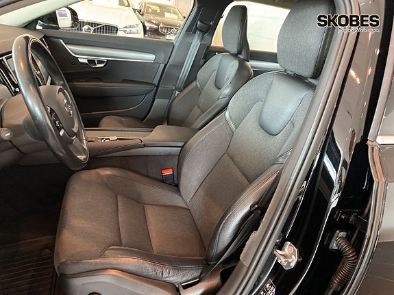 Volvo V90 24 of 29