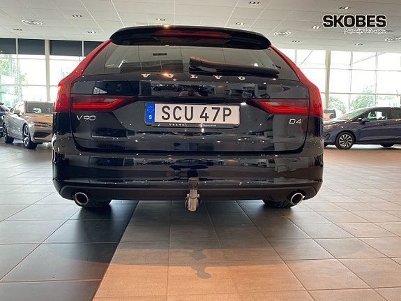 Volvo V90 27 of 29