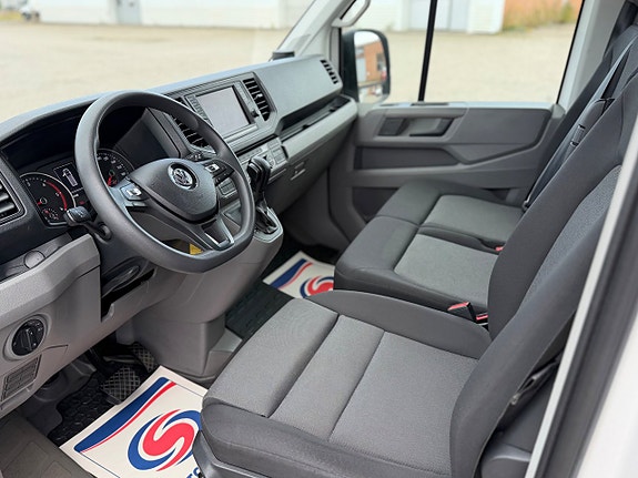 Volkswagen Crafter 35 12 of 18