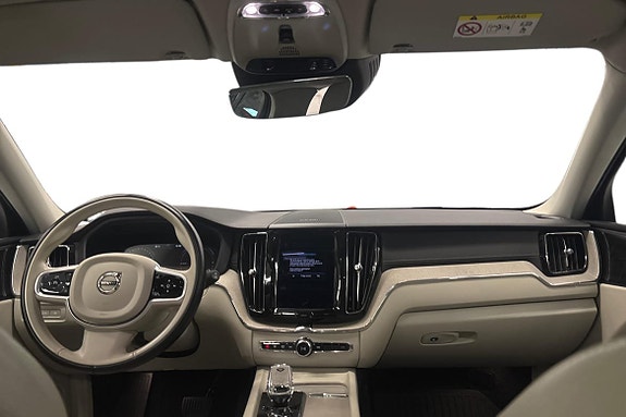 Volvo XC60 9 of 24