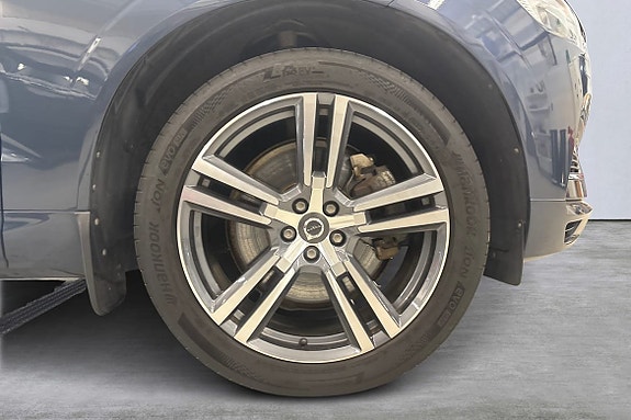 Volvo XC60 14 of 24