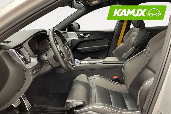 Volvo XC60 9 of 25