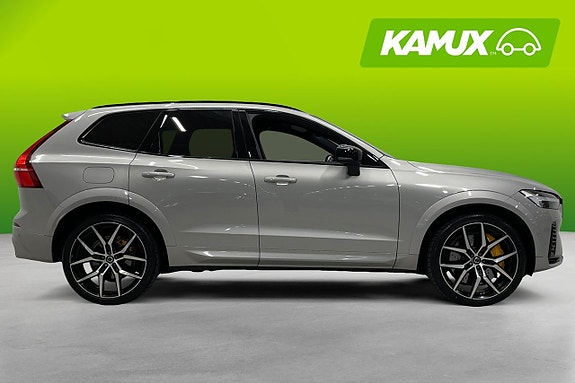 Volvo XC60 2 of 25