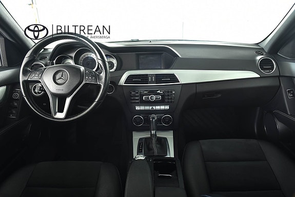 Mercedes-Benz C180 8 of 16