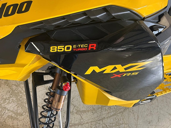 Ski-Doo MXZ X-RS Competition 850 E-TEC Turbo R 4 of 4