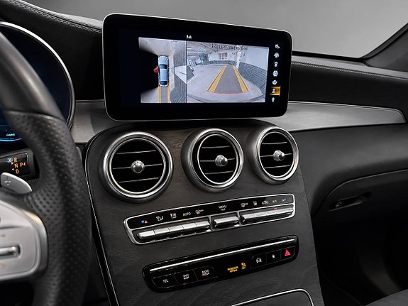 Mercedes-Benz GLC220 d 11 of 17