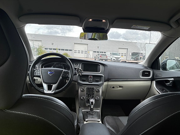 Volvo V40 5 of 7