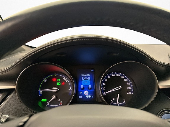 Toyota C-HR 15 of 28