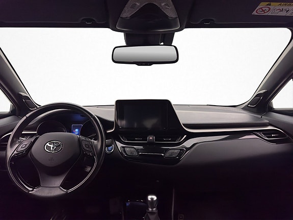Toyota C-HR 11 of 28