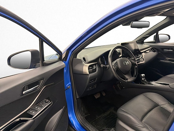 Toyota C-HR 9 of 28