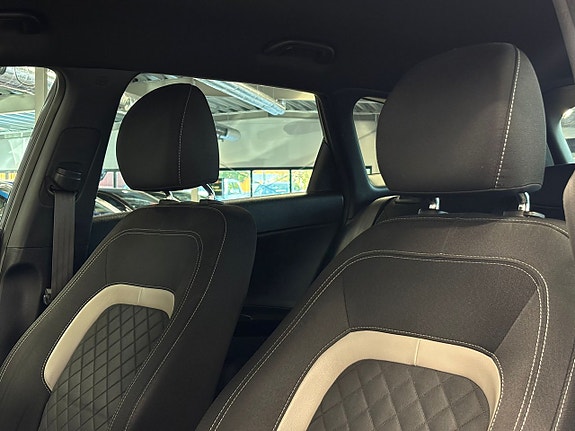 Kia Ceed 15 of 28