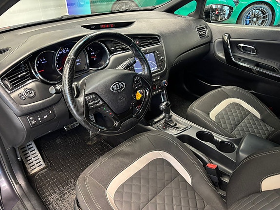 Kia Ceed 12 of 28