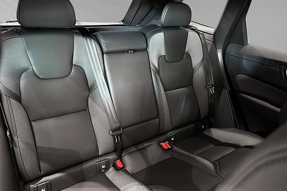 Volvo XC60 10 of 10