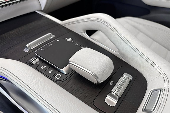 Mercedes-Benz GLS450 d 13 of 14