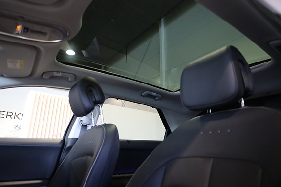 Hyundai Ioniq 5 14 of 25