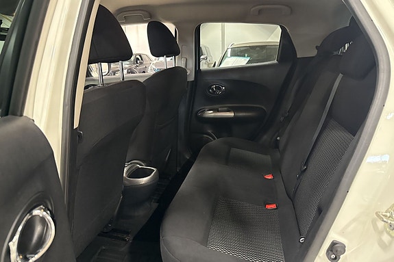 Nissan Juke 21 of 23