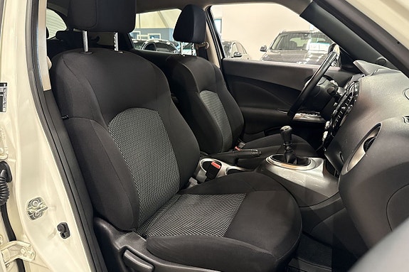 Nissan Juke 19 of 23