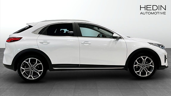 Kia XCeed 4 of 16