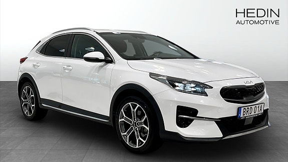 Kia XCeed 3 of 16