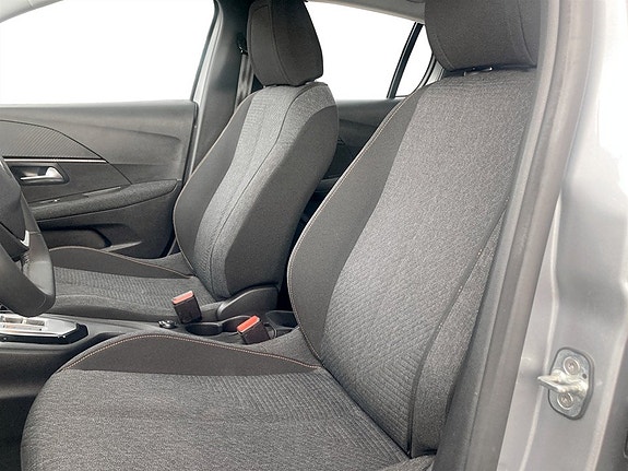 Peugeot 208 5 of 15